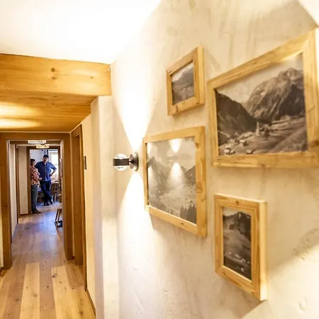 Der Kleinwalsertaler Rosenhof 4*