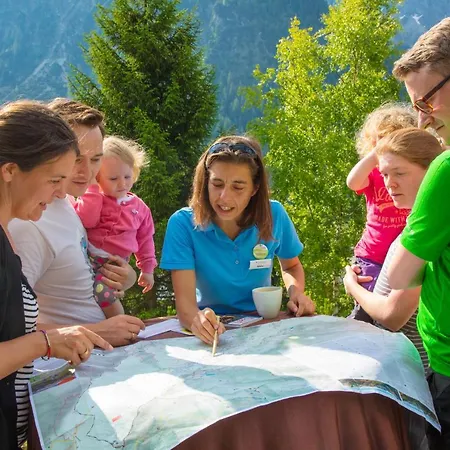 Der Kleinwalsertaler Rosenhof 4*