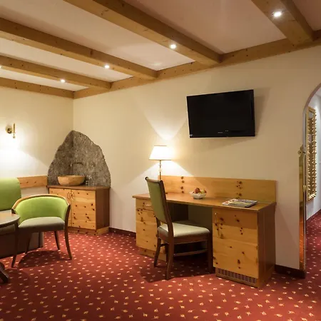 Hotel Der Kleinwalsertaler Rosenhof Mittelberg