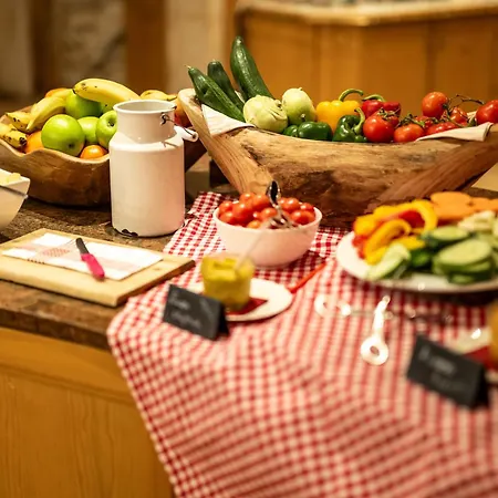 Hotel Der Kleinwalsertaler Rosenhof Mittelberg
